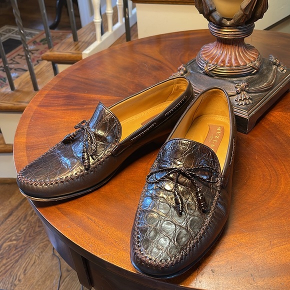 MEZLAN SHOES SIZE 10 1/2 M.  BLACK WITH BRAIDED BOW.  CROCODILE - Picture 2 of 16